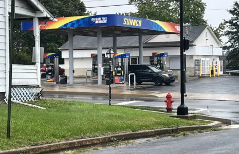 Bellefonte Ave. gas station remains open following  removal of 7-Eleven branding